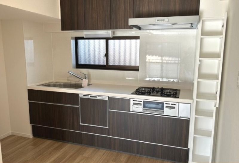 ��ʌ�����s�핽�P���ڂ̃}���V�����̃L�b�`��