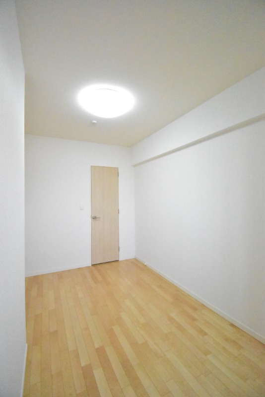 ��ʌ��������܎s�k����i���Q���ڂ̃}���V�����̂��̑������E�X�y�[�X