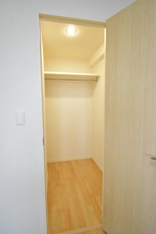 ��ʌ��������܎s�k����i���Q���ڂ̃}���V�����̎��[