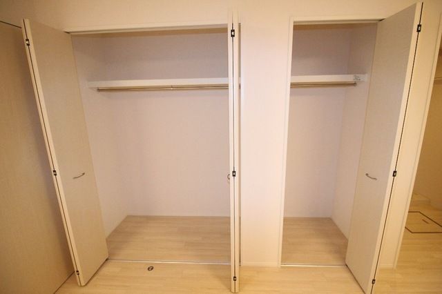 ��ʌ��z�J�s���C�N�^�E���U���ڂ̃A�p�[�g�̎��[