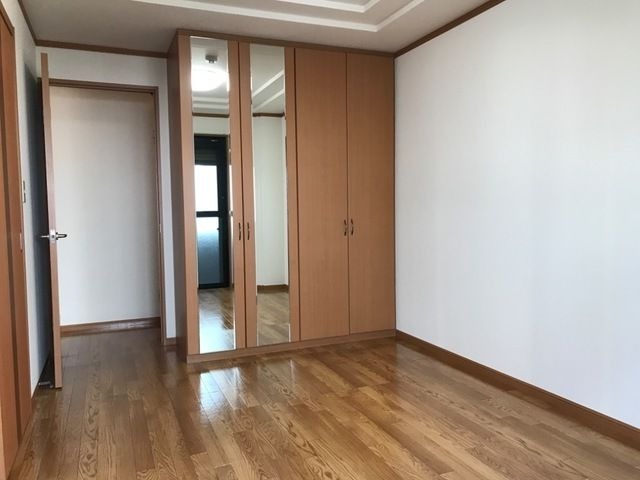 ��ʌ�����s�厚�����q��V�c�̃}���V�����̂��̑������E�X�y�[�X