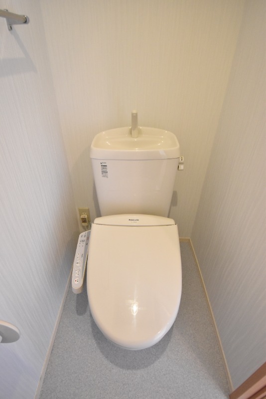 ��ʌ��z�J�s���z�J�Q���ڂ̃A�p�[�g�̃g�C��