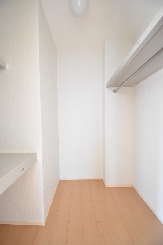 ��ʌ��z�J�s���z�J�Q���ڂ̃A�p�[�g�̎��[