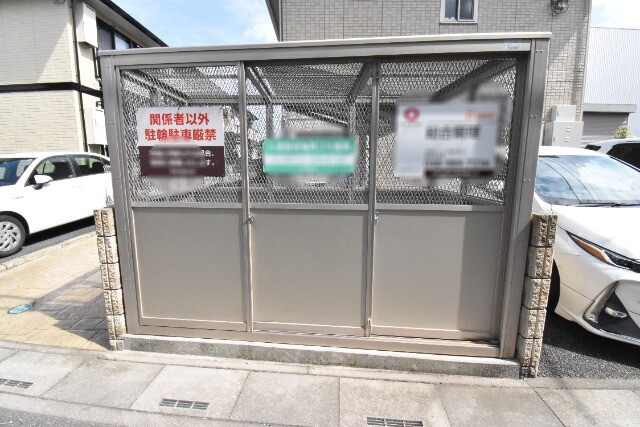 ��ʌ��z�J�s���z�J�Q���ڂ̃A�p�[�g�̂��̑�