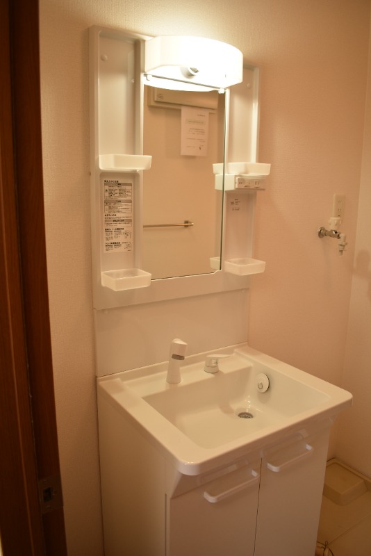 ��ʌ��������܎s��{��O���S���ڂ̃A�p�[�g�̐��ʏ�