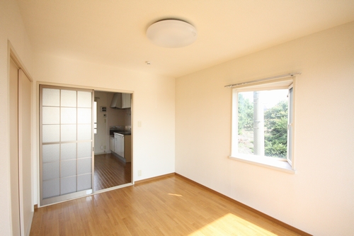 ��ʌ��������܎s������厚�쒆��̃A�p�[�g�̂��̑������E�X�y�[�X