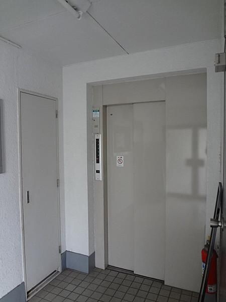 ��ʌ�����s�����P���ڂ̃}���V�����̃G���g�����X