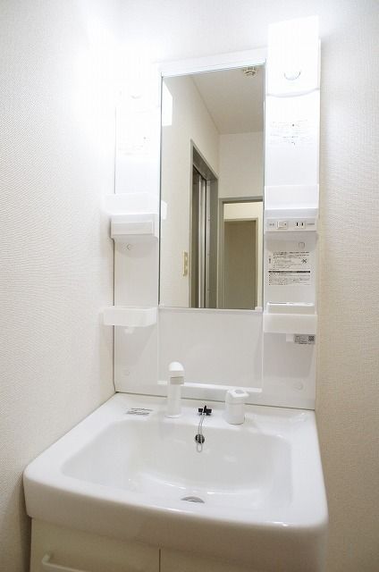 ��ʌ��������܎s������[��R���ڂ̃}���V�����̐��ʏ�