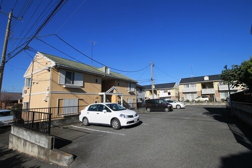 ��ʌ��������܎s������厚�쒆��̃A�p�[�g�̒��ԏ�