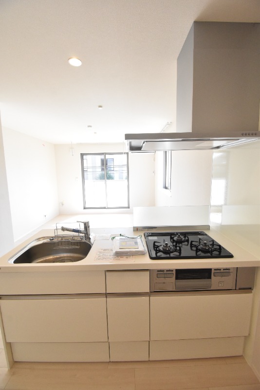 ��ʌ��������܎s�k��y�C���Q���ڂ̃}���V�����̃L�b�`��