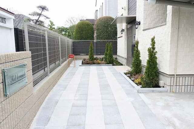 ��ʌ�����s�����P���ڂ̃A�p�[�g�̃G���g�����X