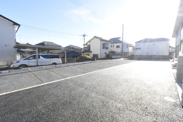 ��ʌ��������܎s��΋���K���̃A�p�[�g�̒��ԏ�