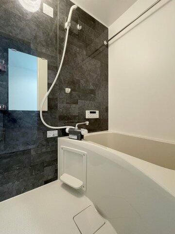 ��ʌ��������܎s��΋���q�S���ڂ̃A�p�[�g�̃o�X