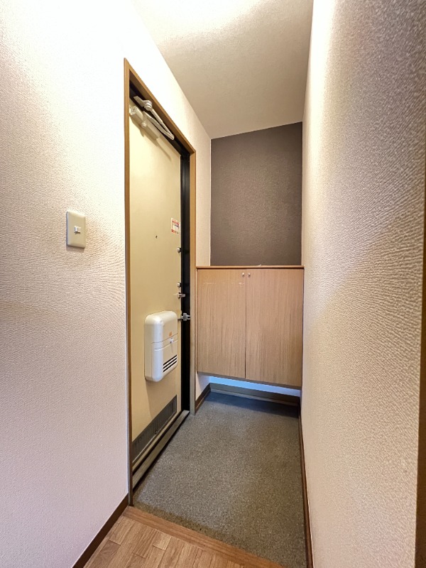 ��ʌ�����s������Q���ڂ̃A�p�[�g�̌���