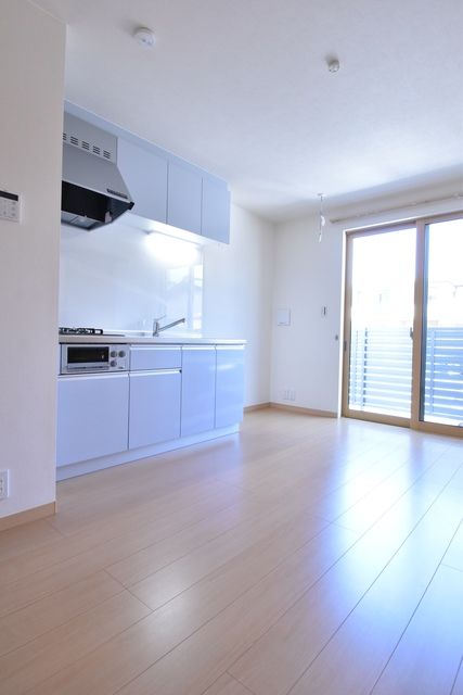 ��ʌ��������܎s��{��x�̓����R���ڂ̃A�p�[�g�̋��ԁE���r���O