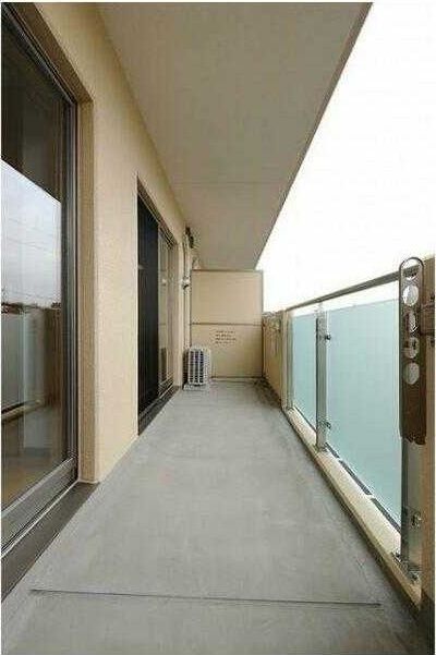 ��ʌ��������܎s��΋���Q���ڂ̃}���V�����̃o���R�j�[