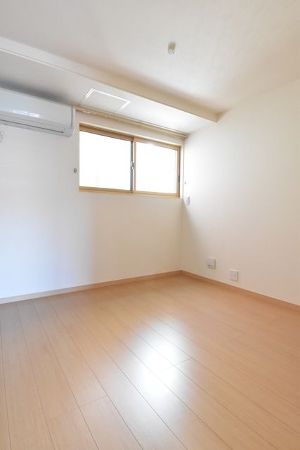 ��ʌ��������܎s��{��x�̓����R���ڂ̃A�p�[�g�̂��̑������E�X�y�[�X