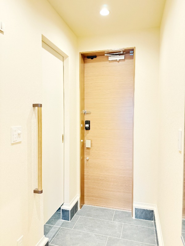 ��ʌ��z�J�s�厚��[�̃}���V�����̌���