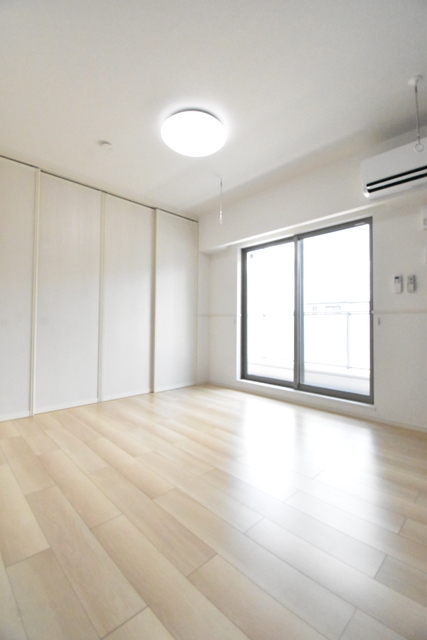 ��ʌ��������܎s�Y�a��{���R���ڂ̃A�p�[�g�̋��ԁE���r���O