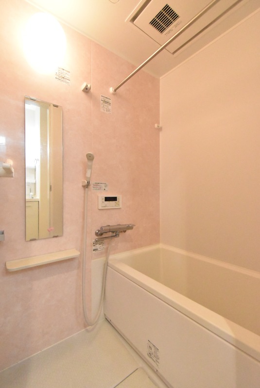 ��ʌ�����s�厚�ؑ]�C�̃A�p�[�g�̃o�X