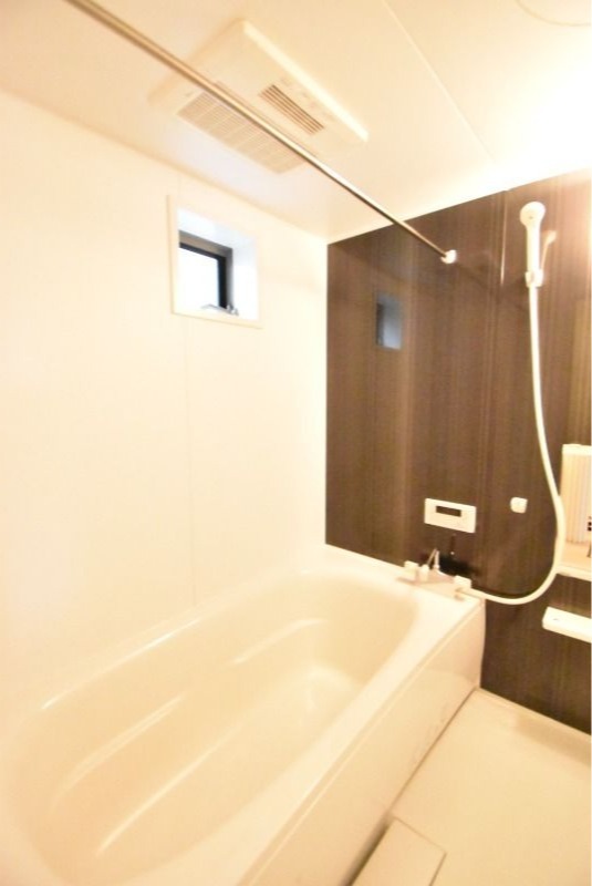 ��ʌ��������܎s��΋�������P���ڂ̃A�p�[�g�̃o�X