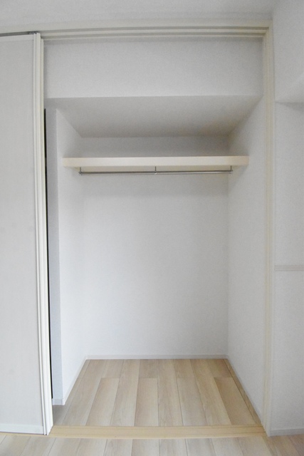 ��ʌ��������܎s�Y�a��{���R���ڂ̃A�p�[�g�̎��[