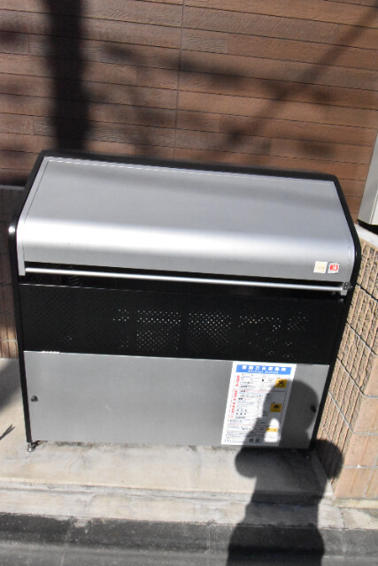 ��ʌ��������܎s�Y�a��{���R���ڂ̃A�p�[�g�̂��̑�