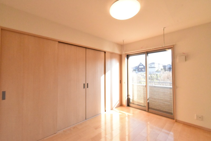 ��ʌ�����s�厚�ؑ]�C�̃A�p�[�g�̂��̑�