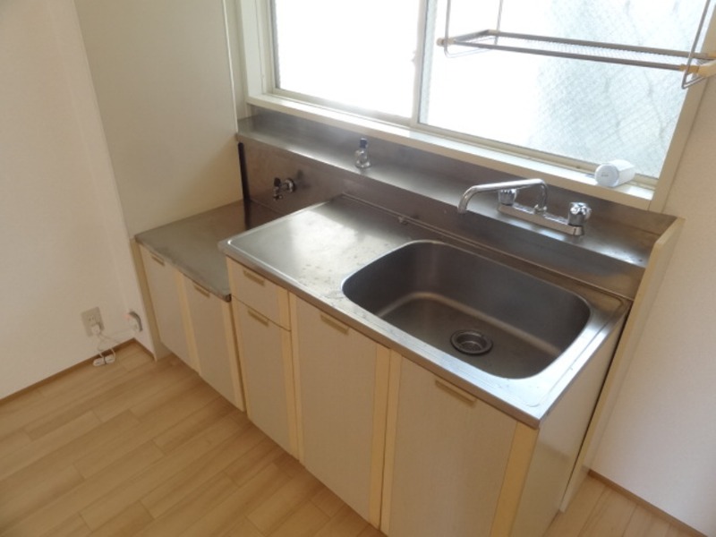 ��ʌ��������܎s��{��O���P���ڂ̃A�p�[�g�̃L�b�`��