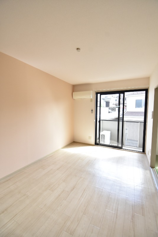 ��ʌ��������܎s����厚�w��̃A�p�[�g�̋��ԁE���r���O