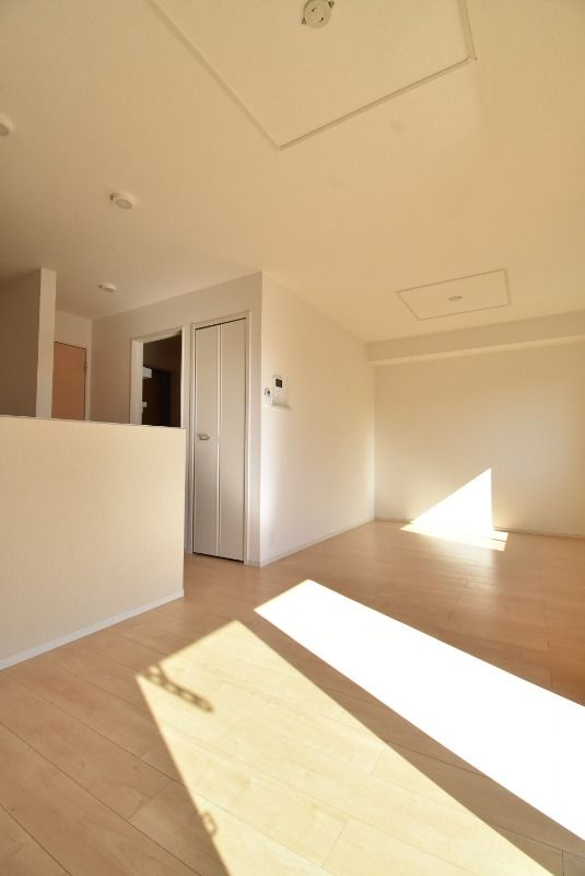 ��ʌ��������܎s�΋擹�c�y�Q���ڂ̃A�p�[�g�̋��ԁE���r���O