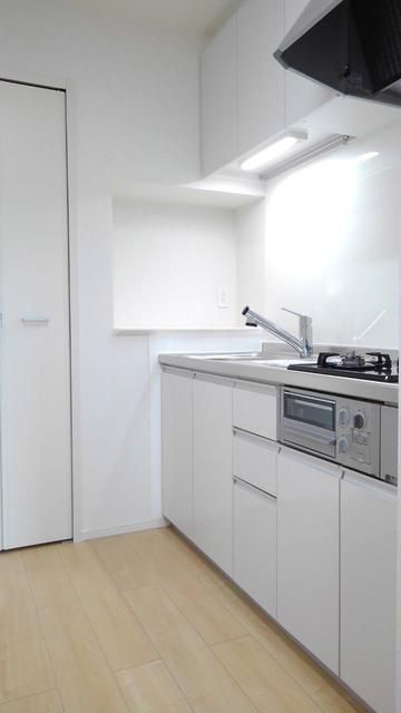 ��ʌ��������܎s��΋�������Q���ڂ̃A�p�[�g�̃L�b�`��