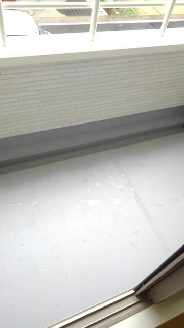 ��ʌ��������܎s��΋�������Q���ڂ̃A�p�[�g�̃o���R�j�[