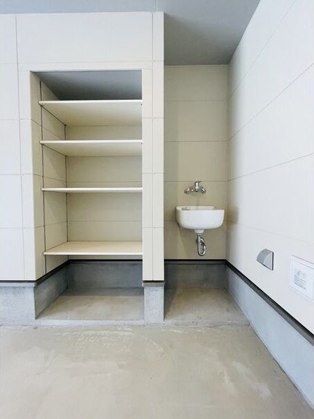 ��ʌ��������܎s�΋�厚���̃A�p�[�g�̂��̑�