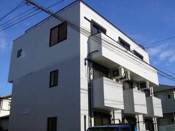 ��ʌ��������܎s��{��听���P���ڂ̃A�p�[�g�̌����O��