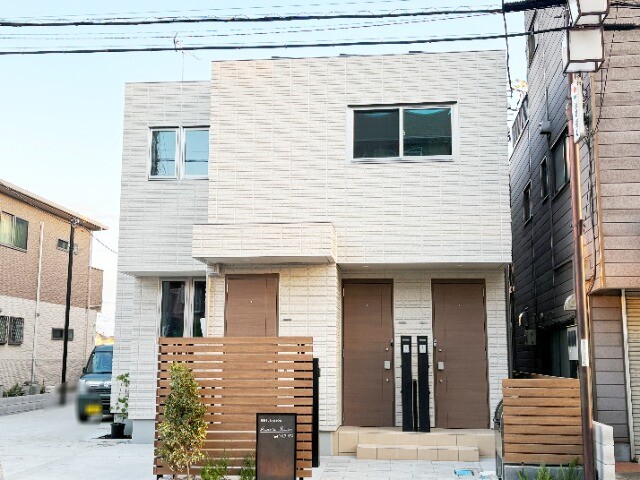 ��ʌ�����s���Q���ڂ̃}���V�����̌����O��