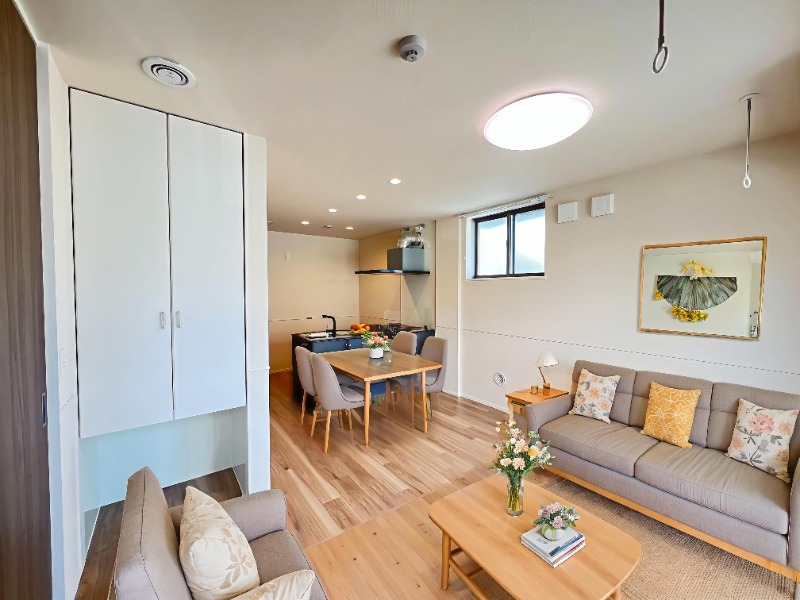 ��ʌ��z�J�s�k�z�J�S���ڂ̃}���V�����̋��ԁE���r���O