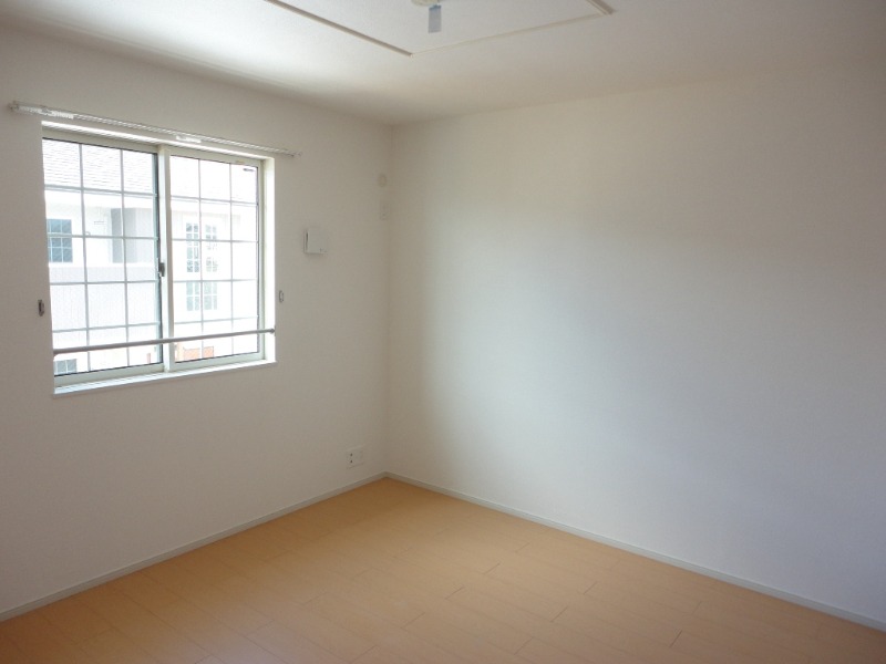 ��ʌ��������܎s����厚���m��̃A�p�[�g�̂��̑������E�X�y�[�X