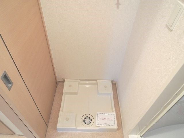 ��ʌ��������܎s����厚���m��̃A�p�[�g�̂��̑�