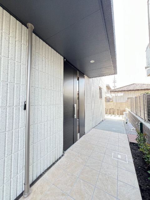 ��ʌ��z�J�s�k�z�J�S���ڂ̃}���V�����̃G���g�����X