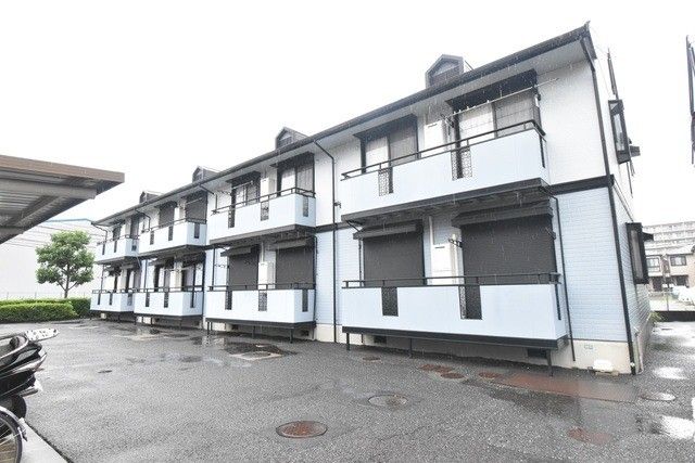 ��ʌ�����s������U����24-1�̃A�p�[�g�̌����O��