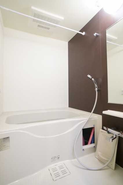 ��ʌ��������܎s��{��听���R���ڂ̃}���V�����̃o�X