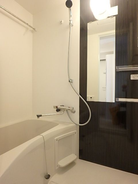 ��ʌ��������܎s��{��{���T���ڂ̃A�p�[�g�̃o�X