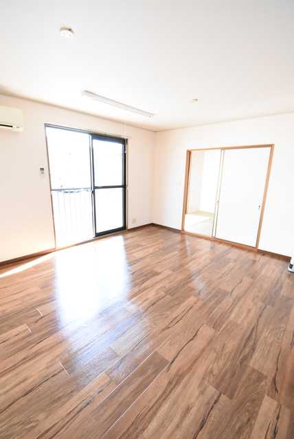 ��ʌ��������܎s������x�蒬�̃A�p�[�g�̂��̑������E�X�y�[�X