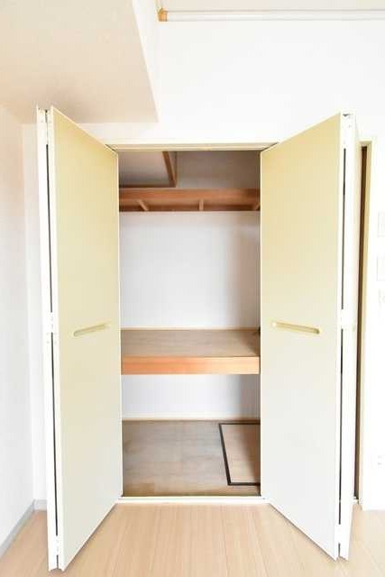 ��ʌ��������܎s�k����i���Q���ڂ̃A�p�[�g�̎��[