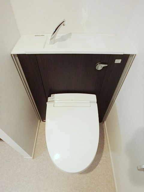 ��ʌ��������܎s�k�擌�听���P���ڂ̃}���V�����̃g�C��