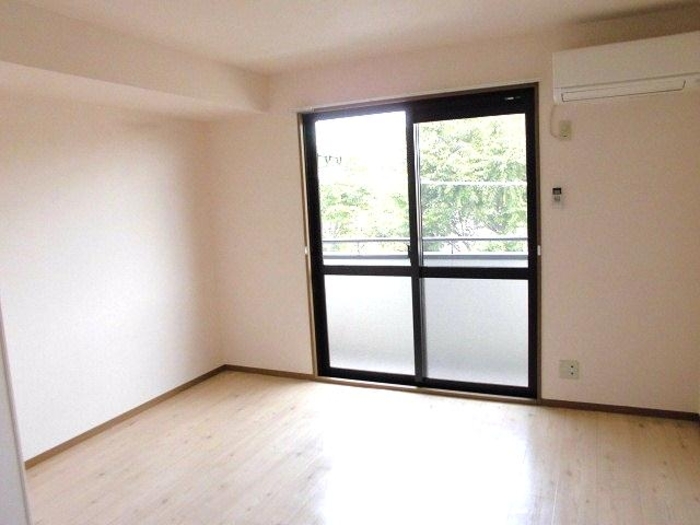 ��ʌ��������܎s�����扺�����V���ڂ̃A�p�[�g�̋��ԁE���r���O