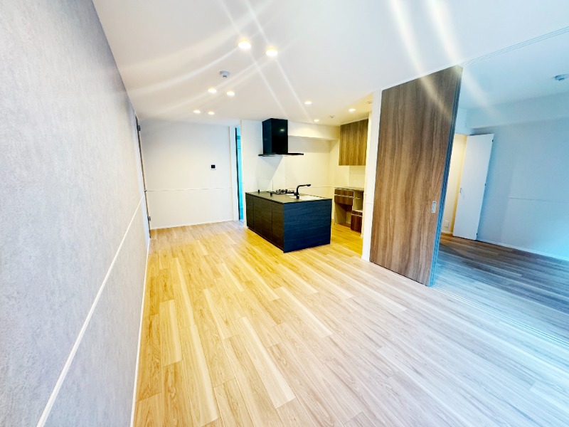 ��ʌ�����s�k����P���ڂ̃}���V�����̋��ԁE���r���O