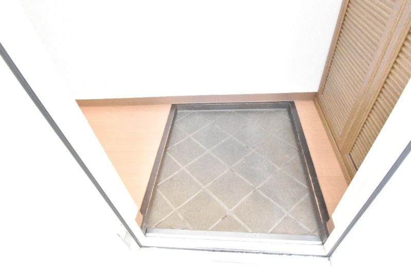 ��ʌ��������܎s��{��k�ܒ��Q���ڂ̃A�p�[�g�̌���