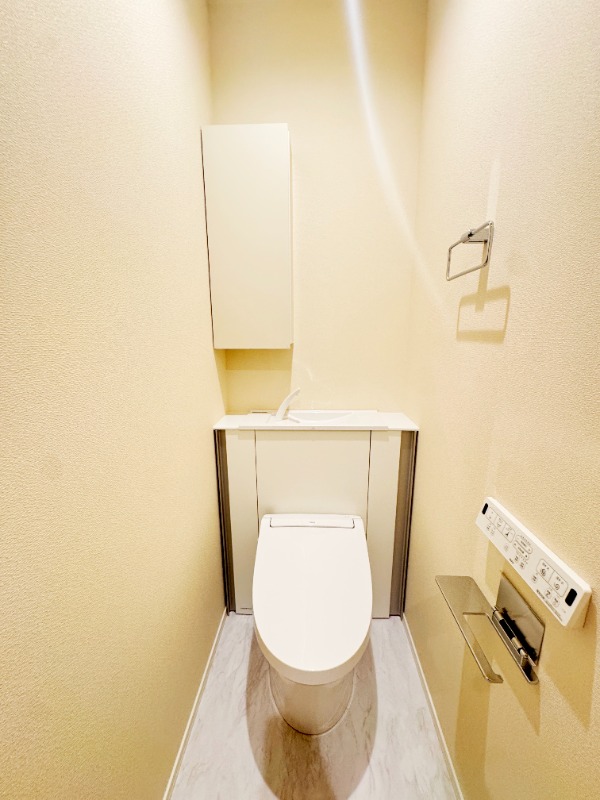 ��ʌ�����s�k����P���ڂ̃}���V�����̃g�C��